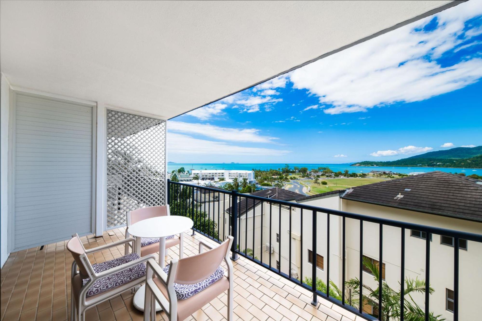 Ocean Views At Whitsunday Terraces Resort Airlie Beach Exterior photo