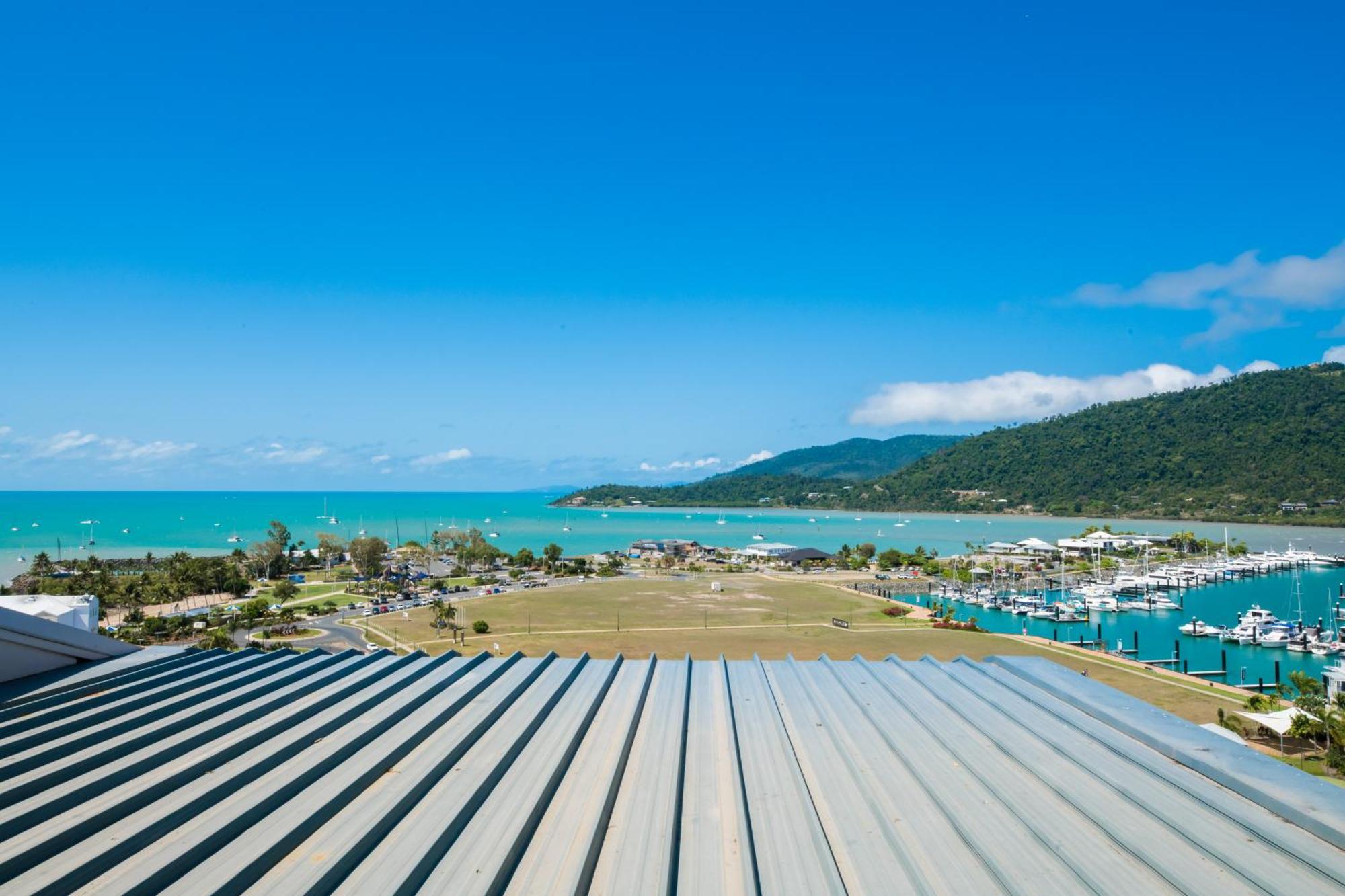 Ocean Views At Whitsunday Terraces Resort Airlie Beach Exterior photo